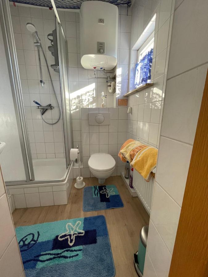 Schoener Ferienbungalow Umgeben Von Natur Und Nicht Weit Zur Ostsee Нойбуков Екстер'єр фото
